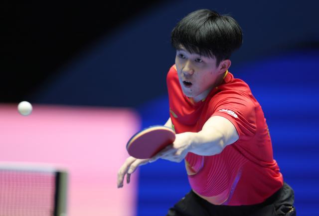 1740151568040005765.jpg (体育)(4)乒乓球——亚洲杯:王楚钦胜科兰尼XxjpseC007229_20250221_PEPFN0A001.jpg