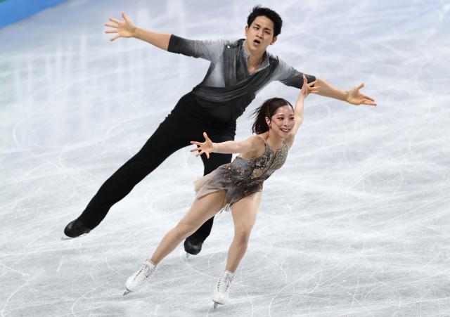 kaiyun-双人滑冠军组合盛赞隋文静/韩聪：他们是传奇