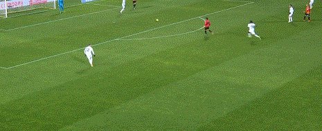 开云体育官网-【意甲】莱昂吊射 贝内文托失点 AC米兰染红2比0胜